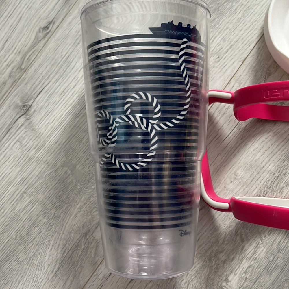 Disney Cruise Line Tervis cup and extras - Picture 4 of 6